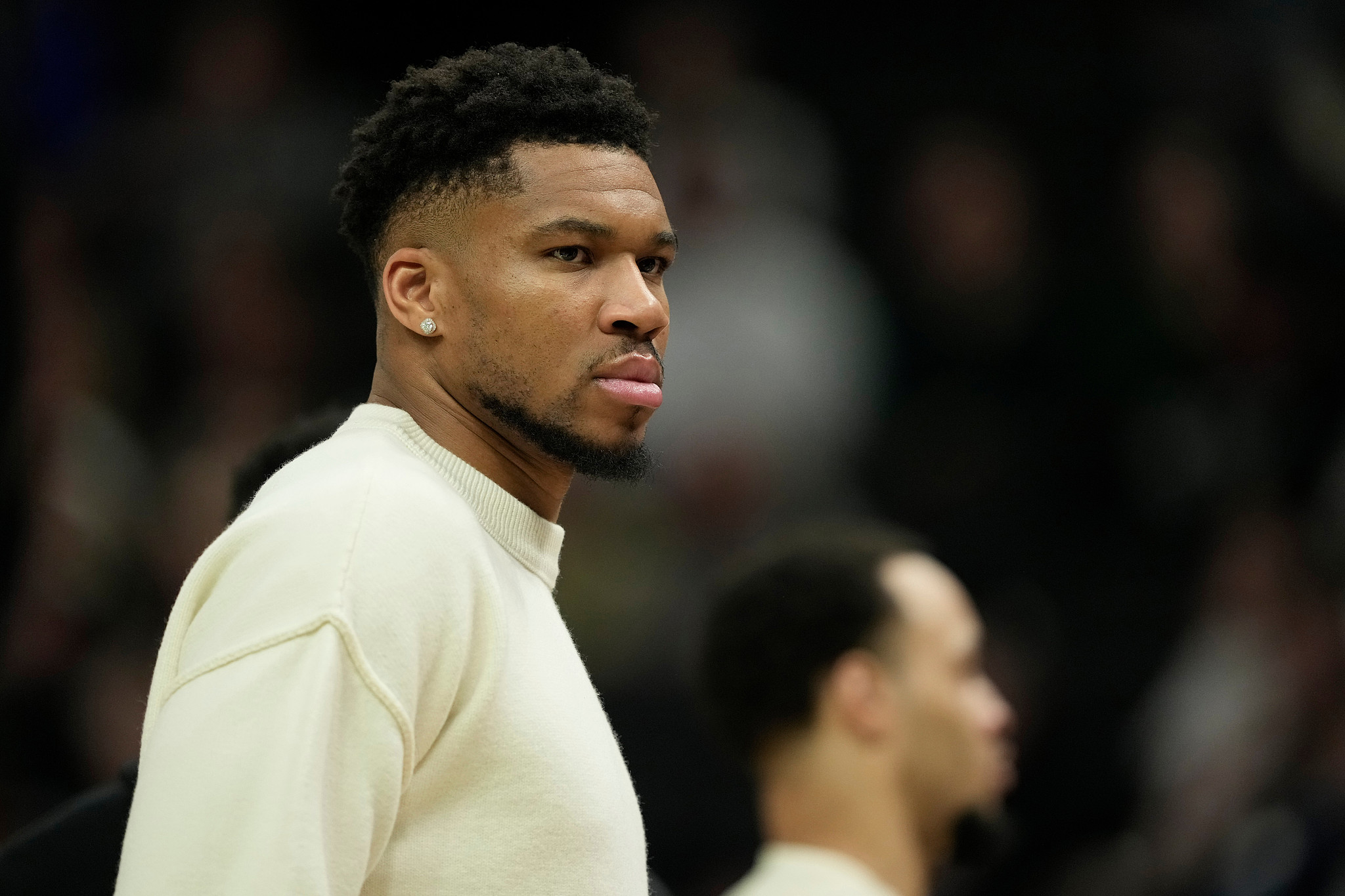 雄鹿队记:字母哥已康复 预计在对阵公牛比赛中复出